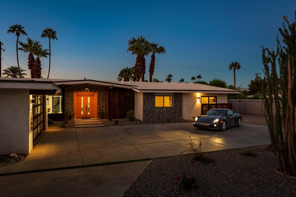 Palm_Springs_Real_Estate_Twilight_20250001